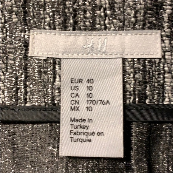 Skirt - Picture 3 of 3